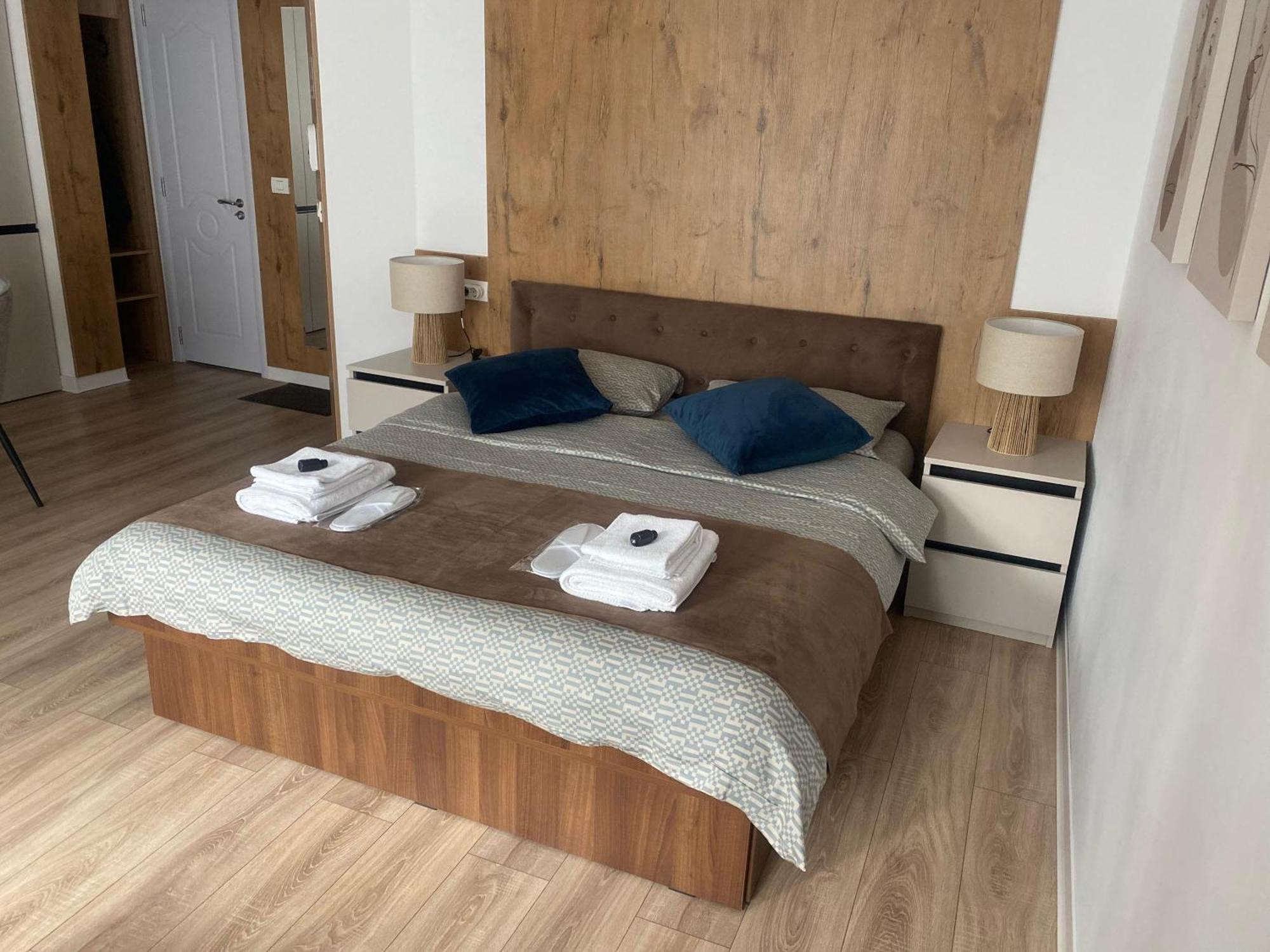 Central Luxury Apartment Iasi Exterior photo